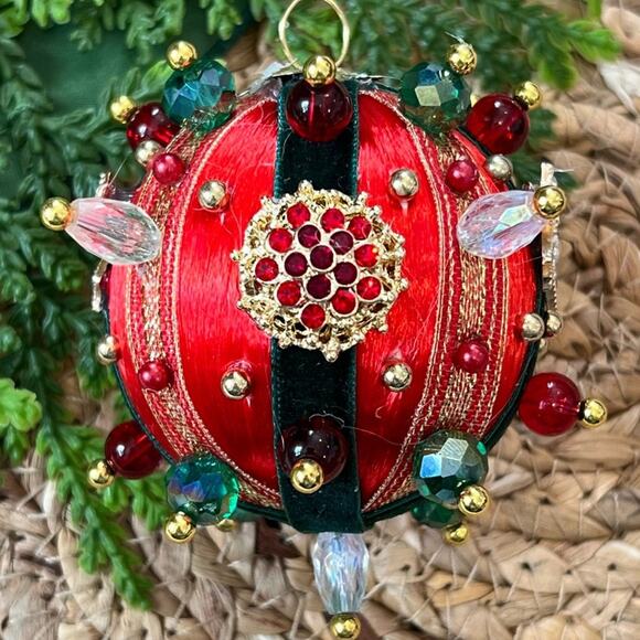 Beaded Push Pin Satin Thread Ball Christmas Ornament Mid Century Vintage Style - Picture 1 of 8